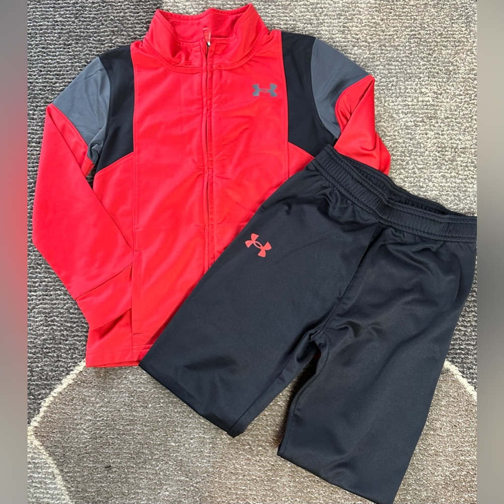Under Armour set (zip up sweatshirt and jogger pants)